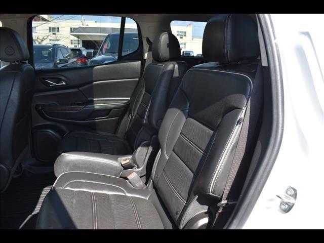 used 2022 GMC Acadia car, priced at $26,995