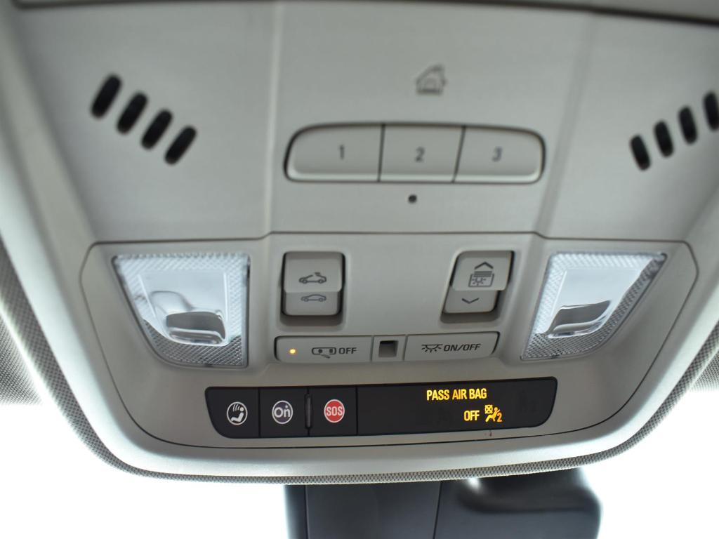 used 2023 Cadillac XT4 car, priced at $22,995