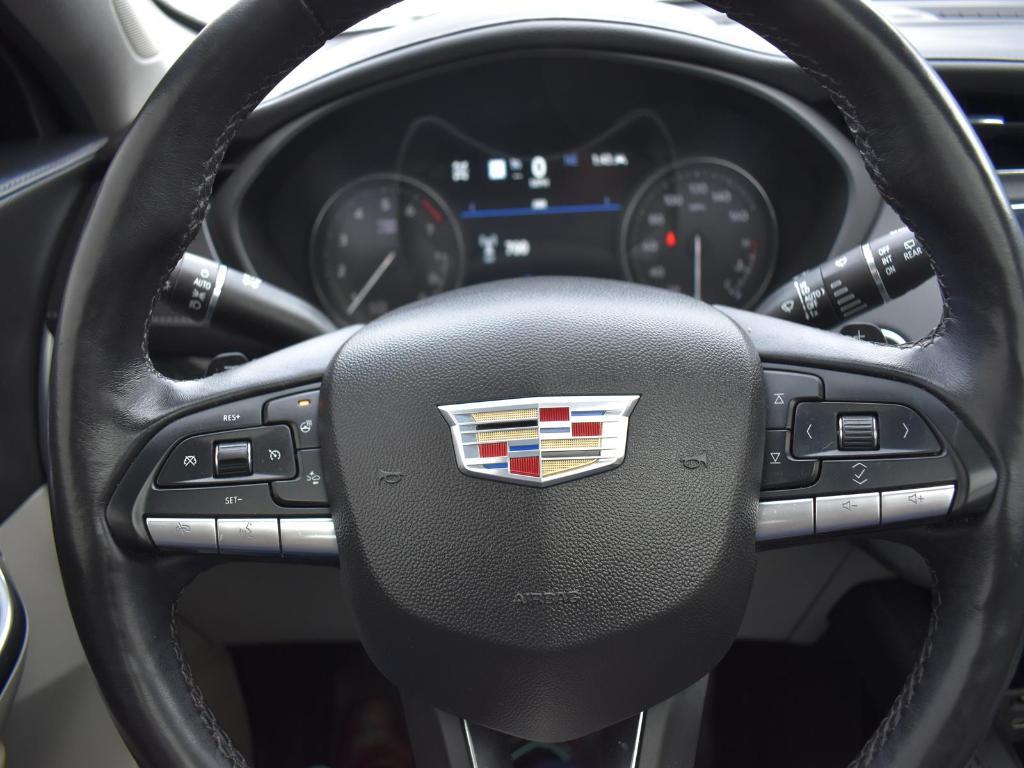 used 2023 Cadillac XT4 car, priced at $22,995