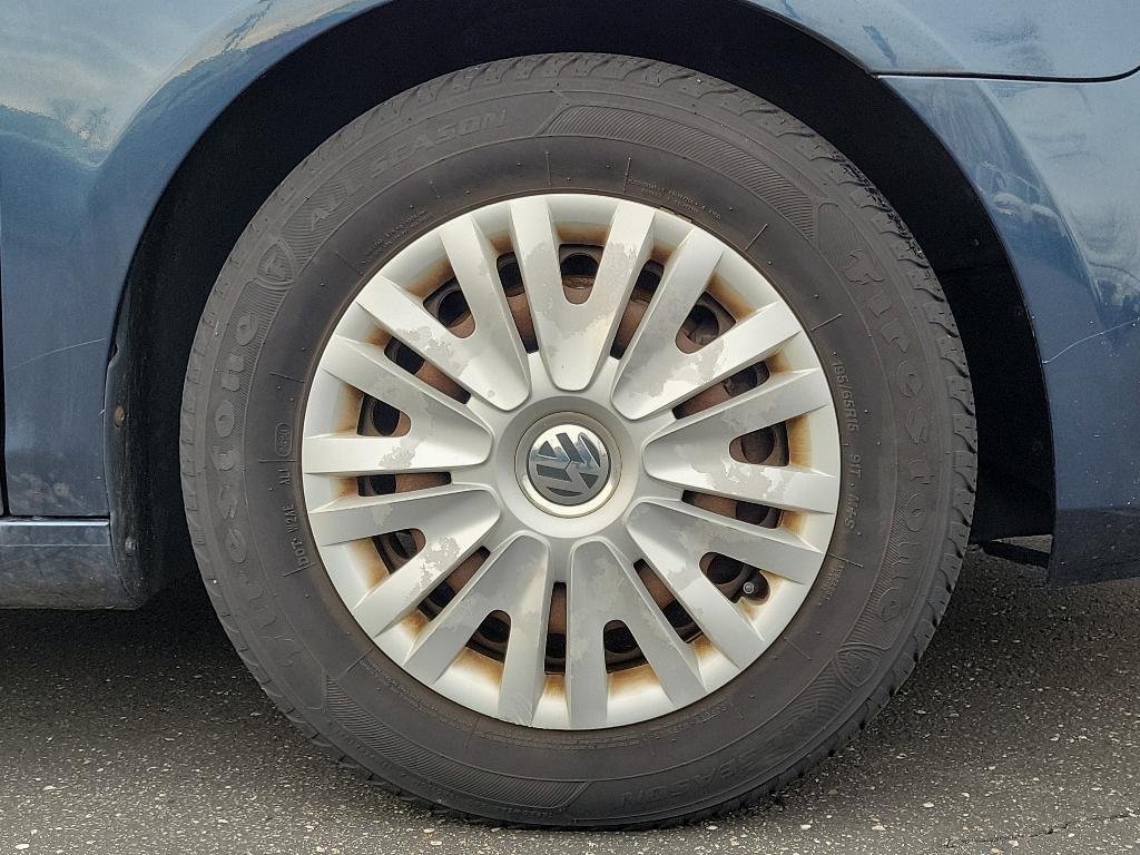 used 2013 Volkswagen Golf car, priced at $5,995