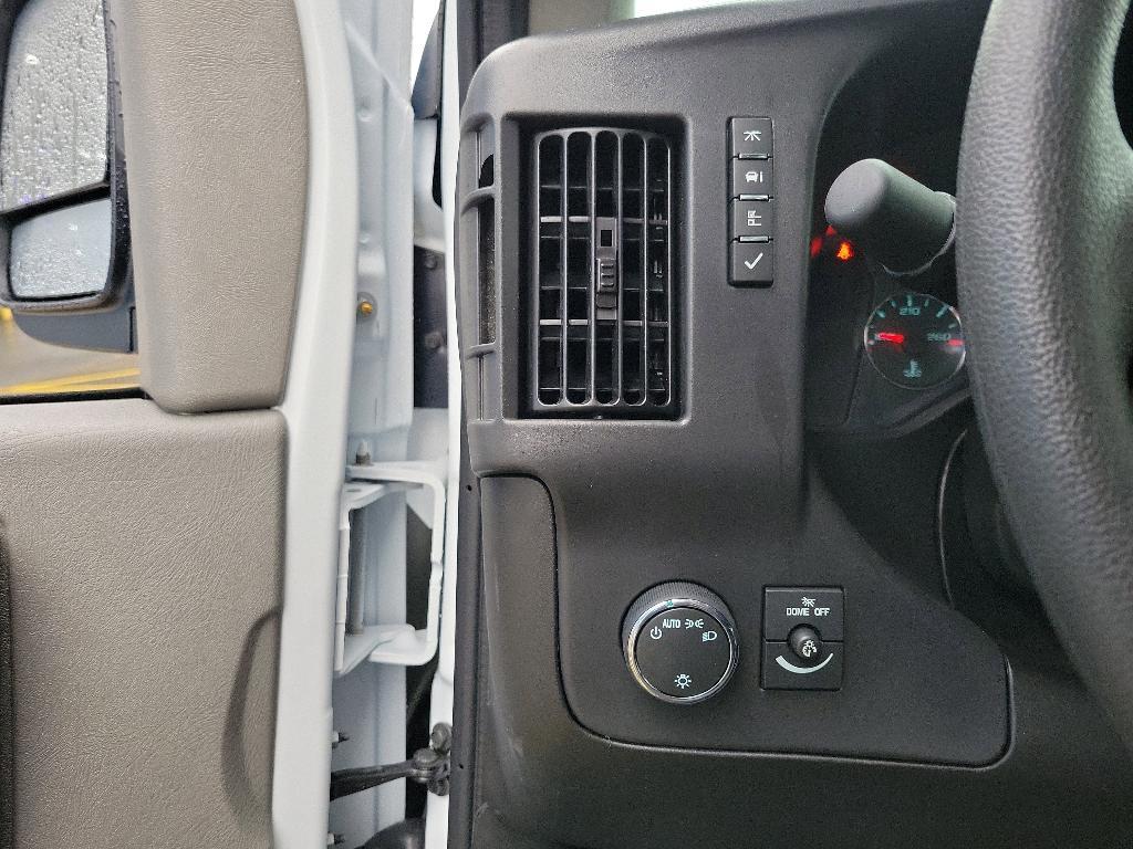 new 2025 Chevrolet Express 3500 car, priced at $47,166