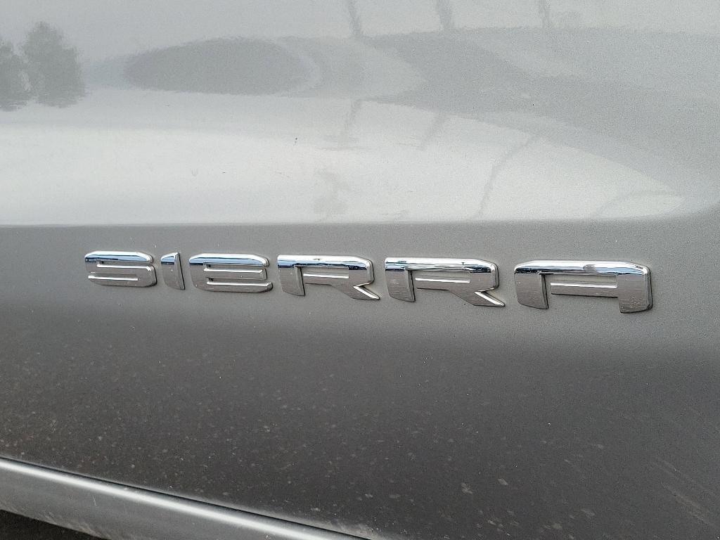 used 2025 GMC Sierra 1500 car, priced at $41,995