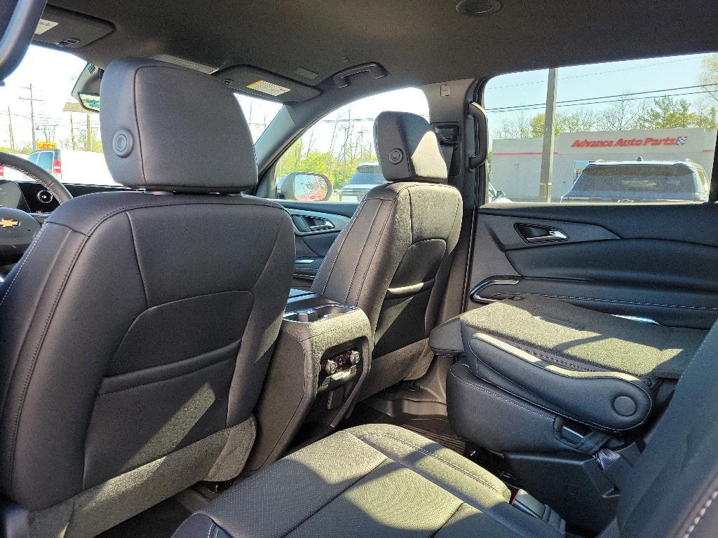 new 2026 Chevrolet Traverse car, priced at $44,241