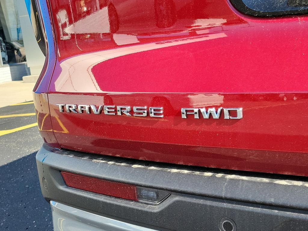 new 2026 Chevrolet Traverse car, priced at $44,241