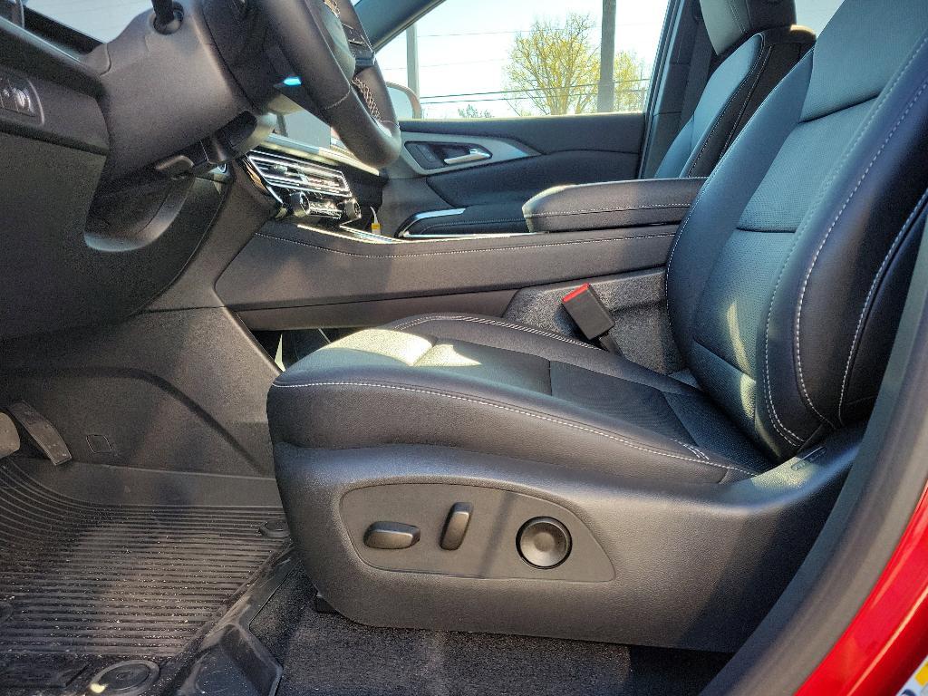 new 2026 Chevrolet Traverse car, priced at $44,241