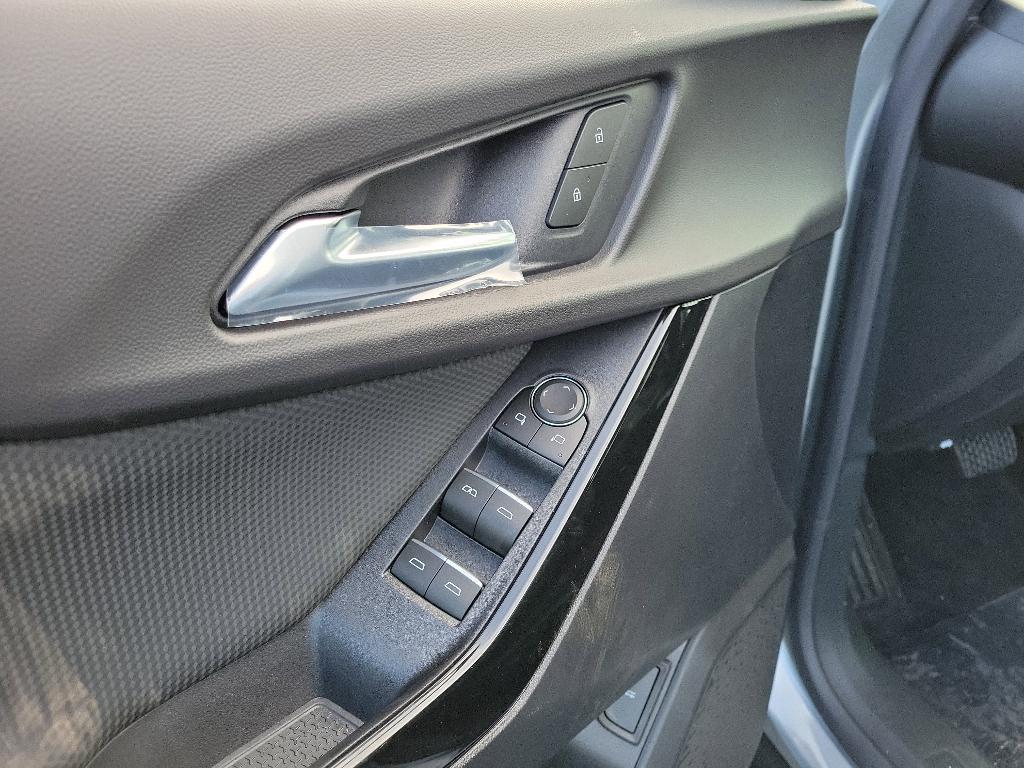 new 2026 Chevrolet Equinox car, priced at $33,352