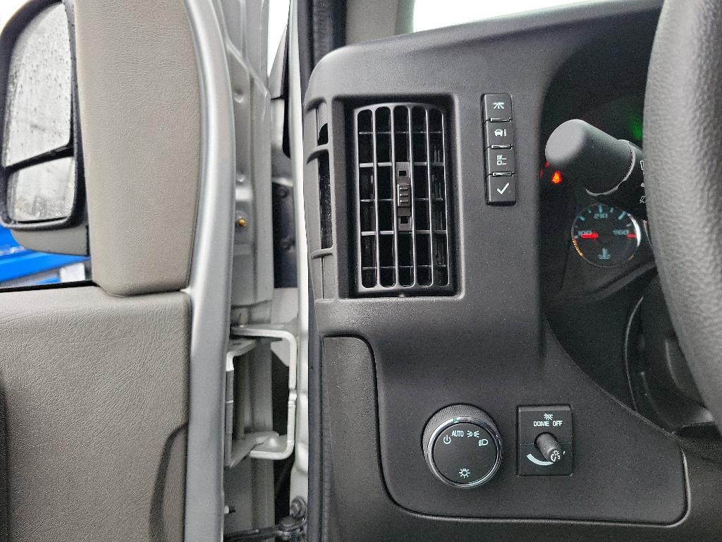 new 2025 Chevrolet Express 3500 car, priced at $47,336