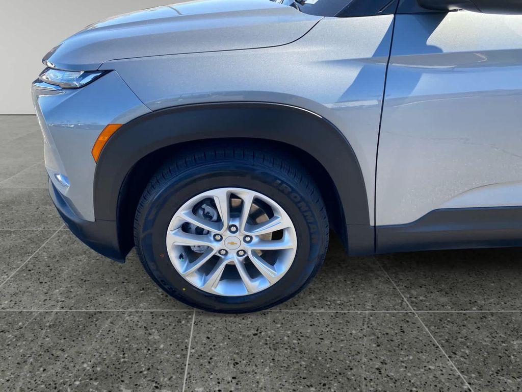 used 2024 Chevrolet TrailBlazer car, priced at $27,405