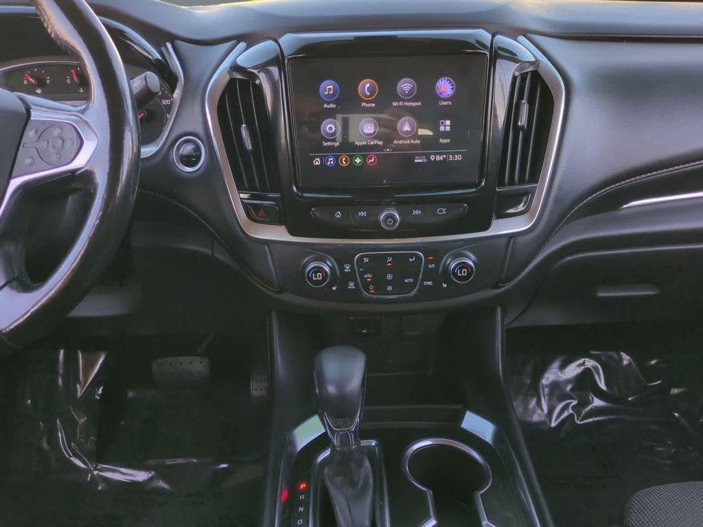 used 2021 Chevrolet Traverse car, priced at $22,327