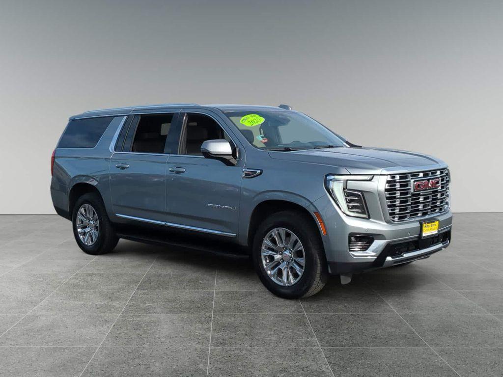 used 2025 GMC Yukon XL car