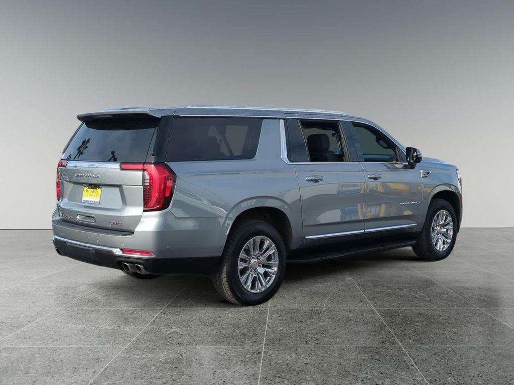 used 2025 GMC Yukon XL car