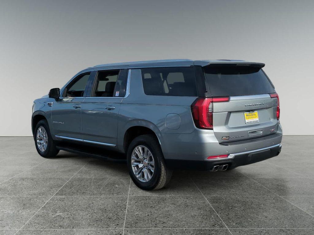 used 2025 GMC Yukon XL car