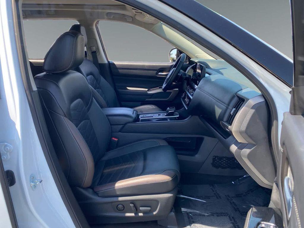 used 2025 Nissan Pathfinder car, priced at $49,914