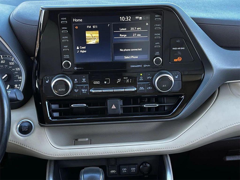 used 2021 Toyota Highlander car, priced at $24,627