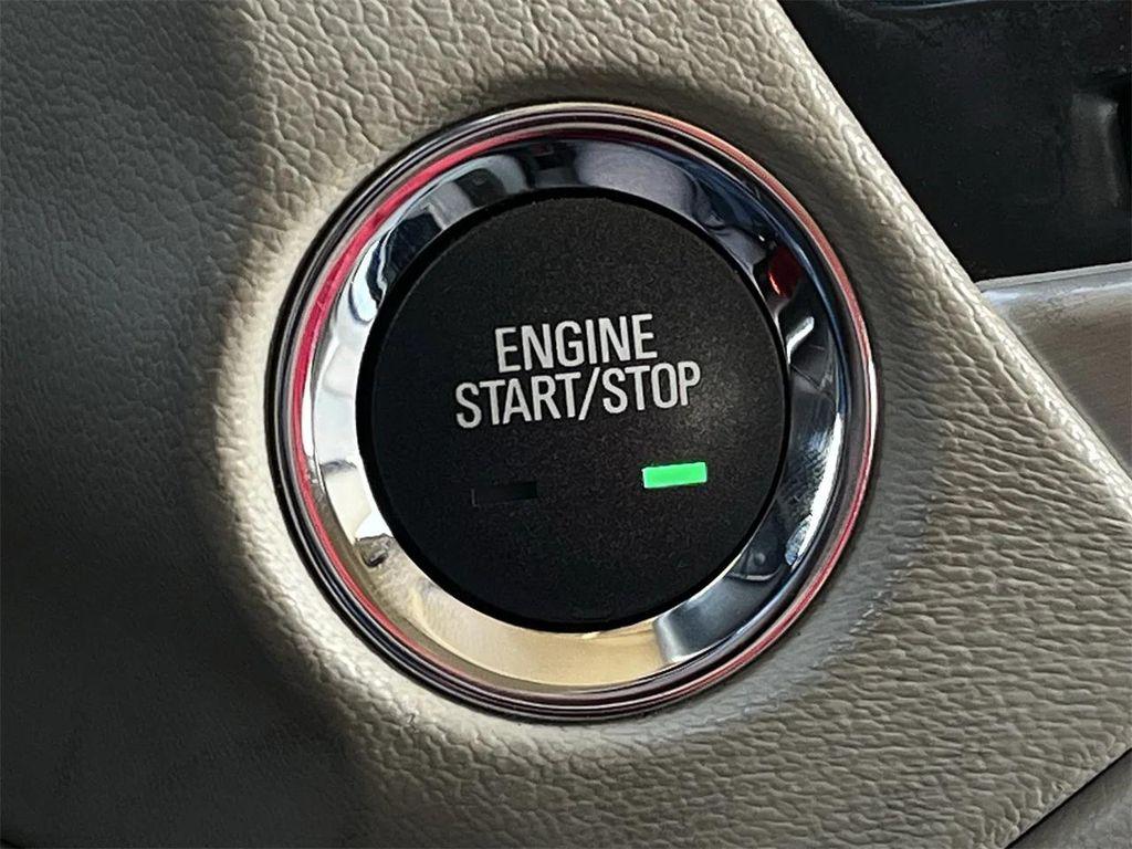 used 2018 GMC Yukon car, priced at $28,988