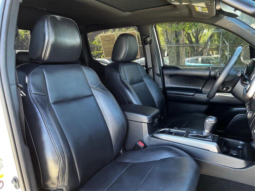 2019 Super White Toyota Tacoma