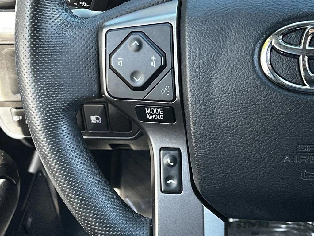 2019 Super White Toyota Tacoma
