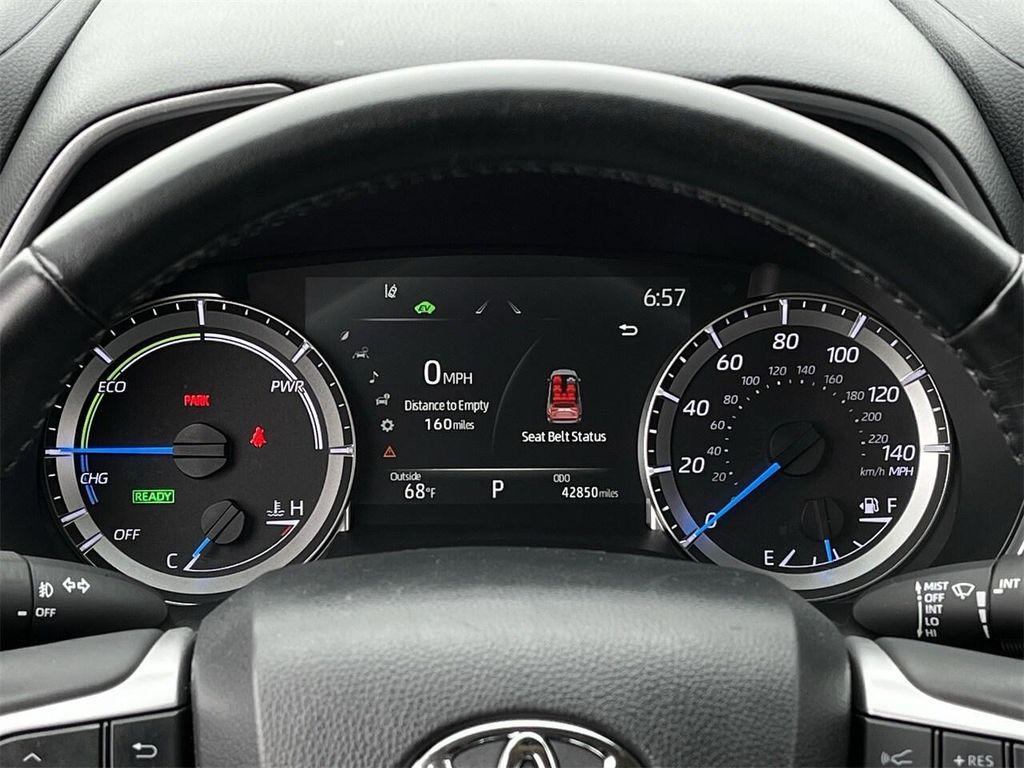 used 2023 Toyota Highlander Hybrid car, priced at $38,111