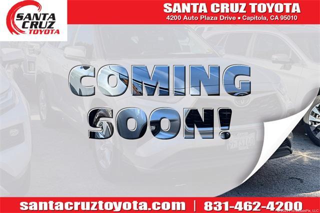 used 2023 Toyota Highlander car, priced at $32,995