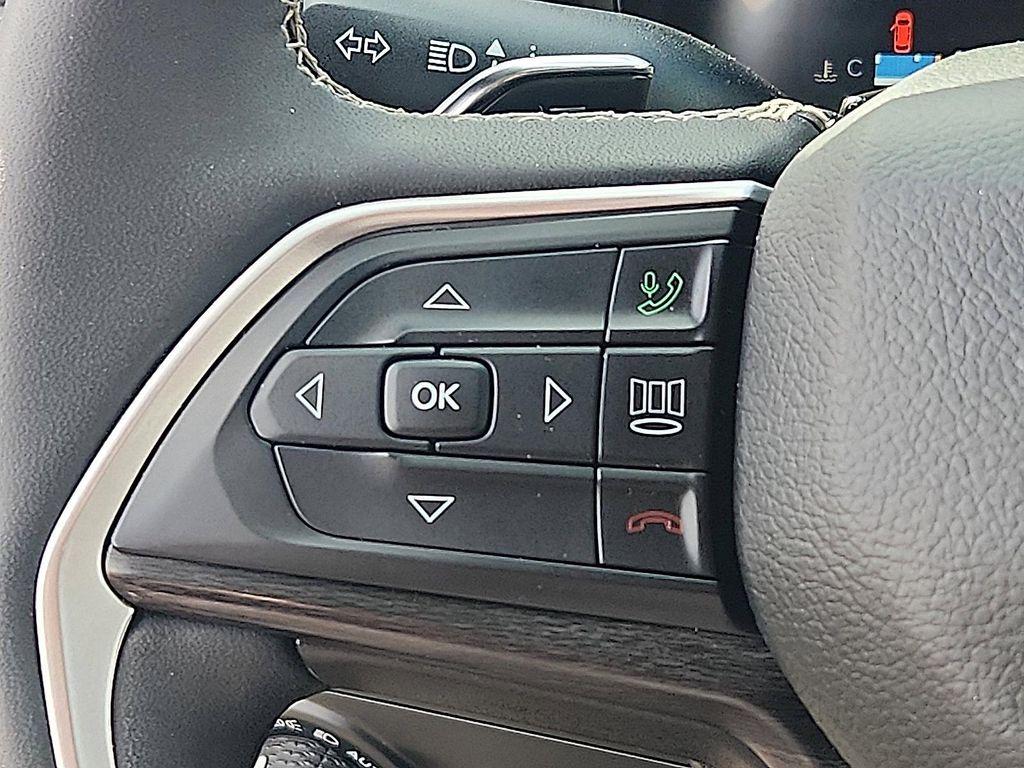 used 2023 Jeep Grand Cherokee L car, priced at $35,578