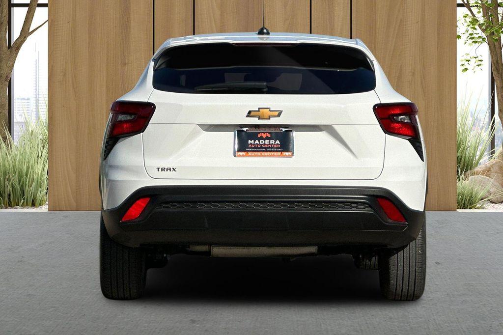 used 2024 Chevrolet Trax car, priced at $18,695