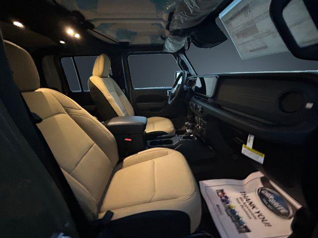 new 2026 Jeep Gladiator car, priced at $48,524