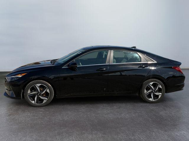used 2021 Hyundai Elantra car