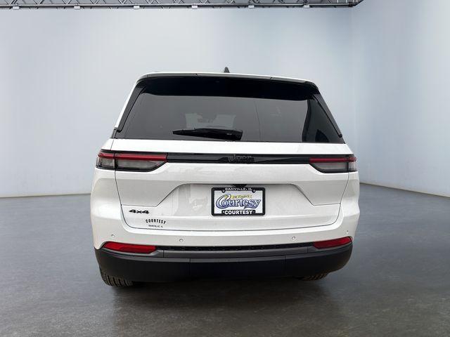 new 2026 Jeep Grand Cherokee car, priced at $45,078