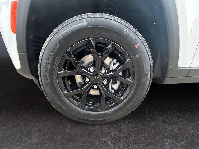 new 2026 Jeep Grand Cherokee car, priced at $45,078