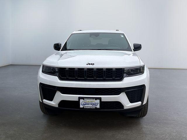 new 2026 Jeep Grand Cherokee car, priced at $45,078