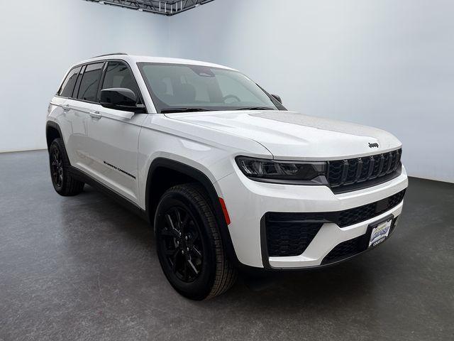 new 2026 Jeep Grand Cherokee car, priced at $45,078