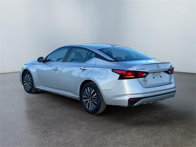 used 2023 Nissan Altima car