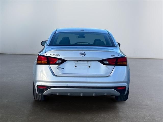 used 2023 Nissan Altima car