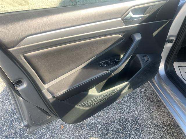 used 2024 Volkswagen Jetta car