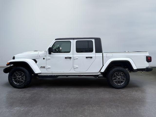 new 2026 Jeep Gladiator car, priced at $44,445