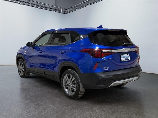 used 2023 Kia Seltos car