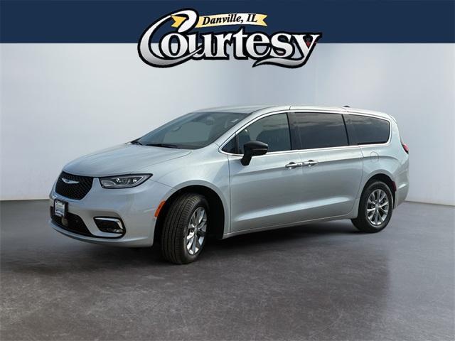 new 2026 Chrysler Pacifica car, priced at $44,527