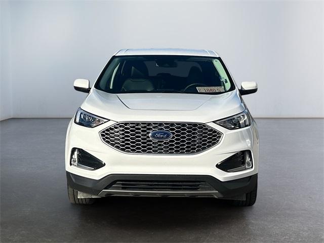 used 2024 Ford Edge car
