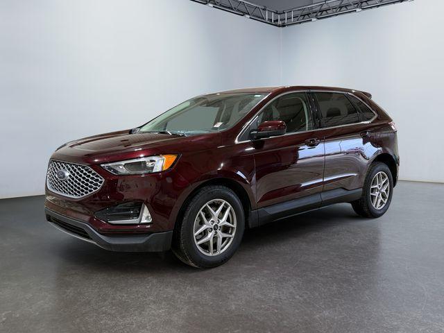 used 2024 Ford Edge car, priced at $29,990