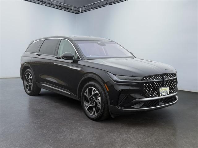 used 2024 Lincoln Nautilus car