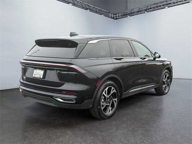 used 2024 Lincoln Nautilus car