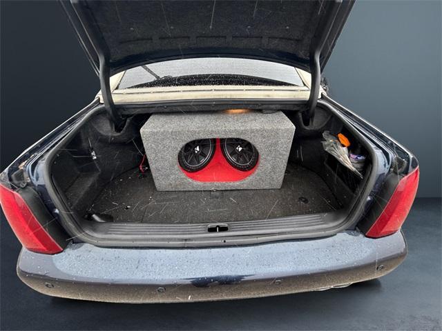 used 2003 Cadillac DeVille car