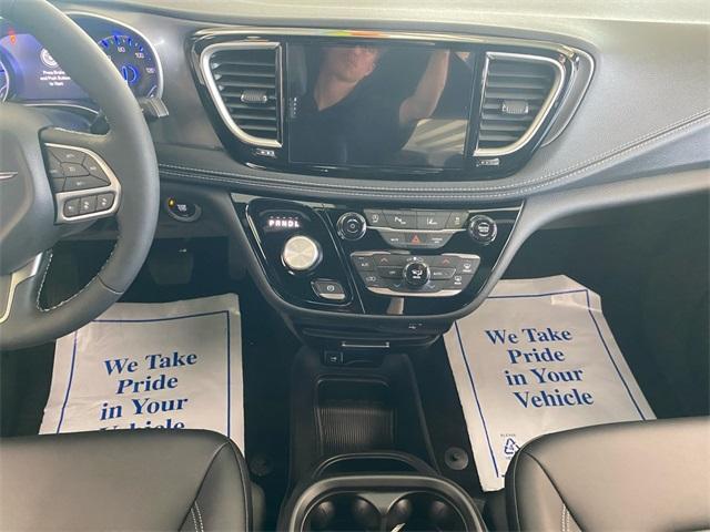 new 2026 Chrysler Pacifica car, priced at $42,081