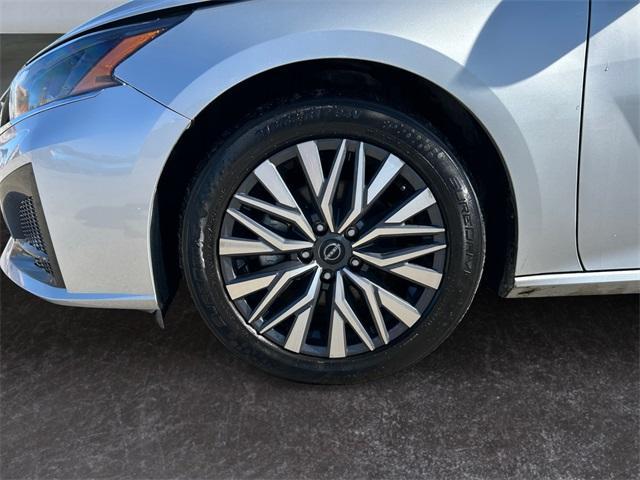 used 2023 Nissan Altima car
