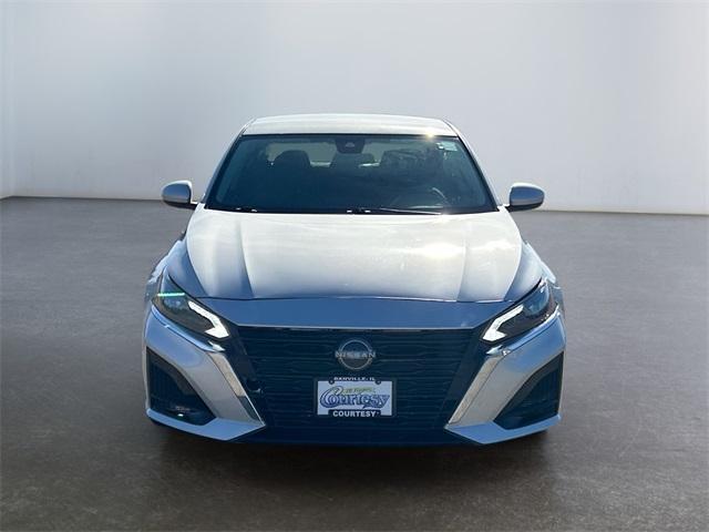used 2023 Nissan Altima car