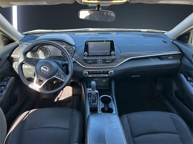 used 2023 Nissan Altima car