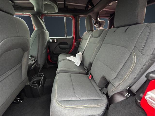 new 2025 Jeep Wrangler car, priced at $46,117