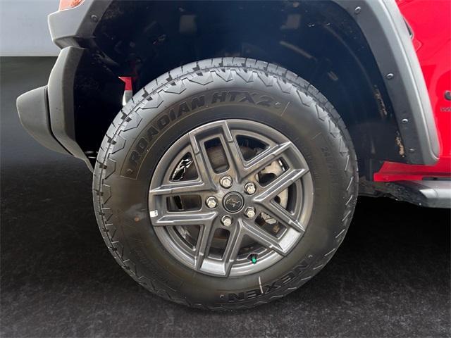 new 2025 Jeep Wrangler car, priced at $46,117