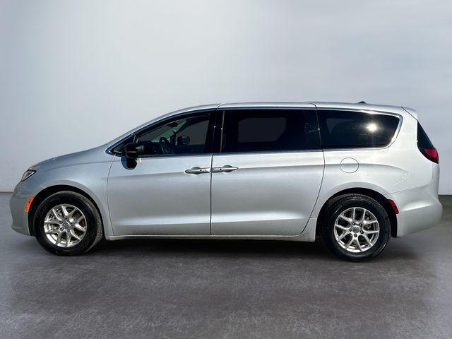 used 2024 Chrysler Pacifica car, priced at $26,876