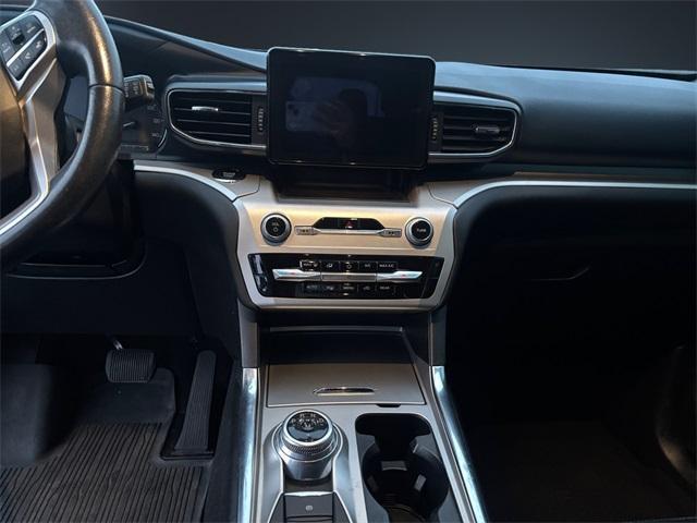 used 2021 Ford Explorer car